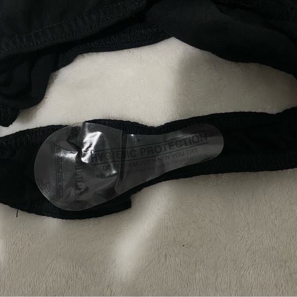 PLT. Basic Black & White Cotton Blend Racer Back Bodysuit. Size 4 - Picture 8 of 8